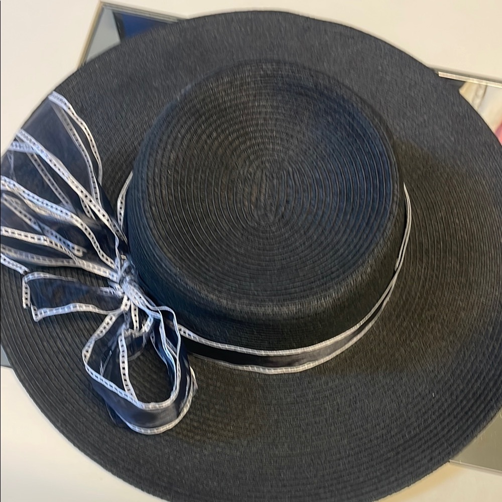 Croft & Barrow Elegant Black Hat with Sheer Ribbon Accent